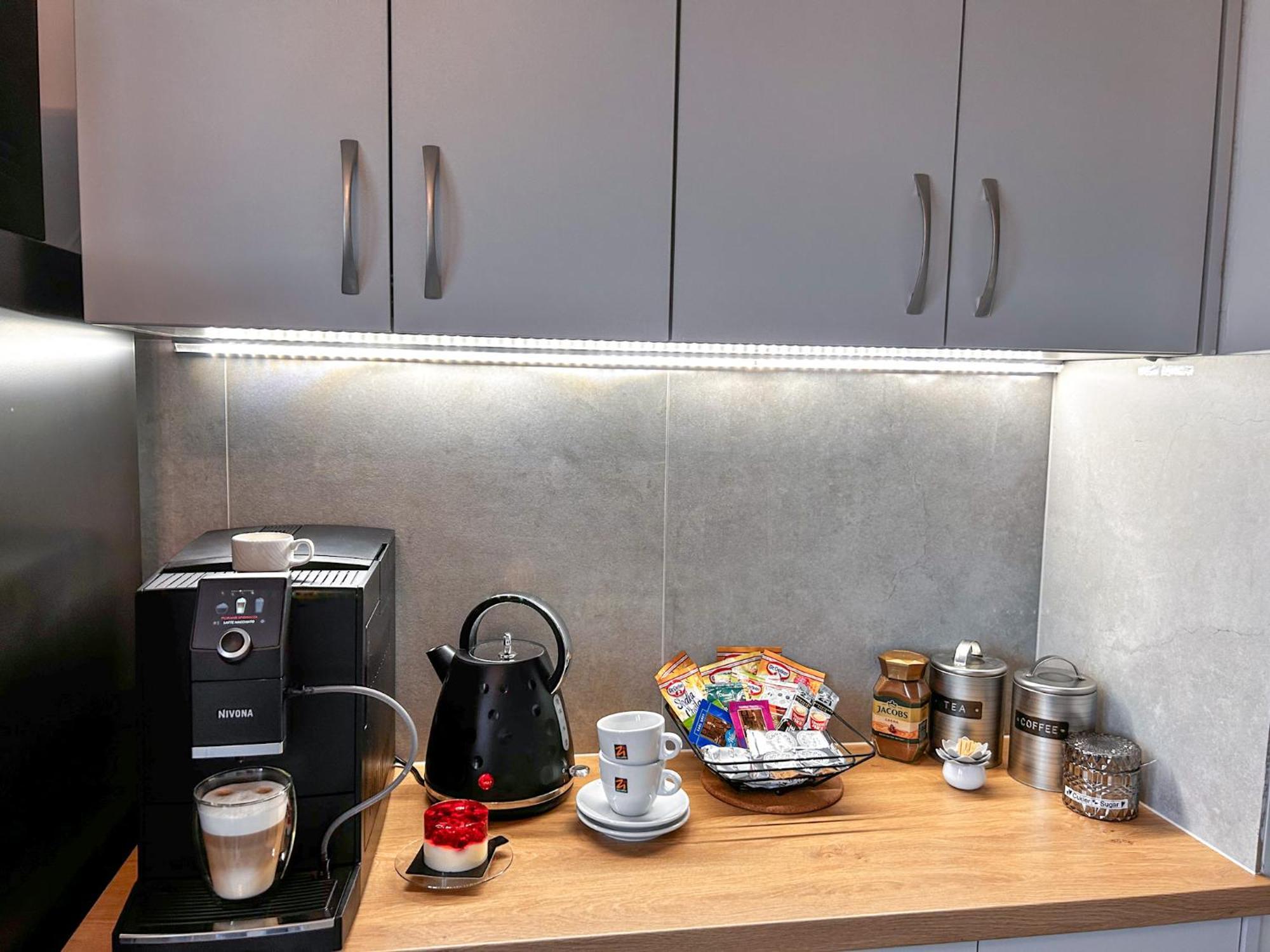 Apartament Basoto *